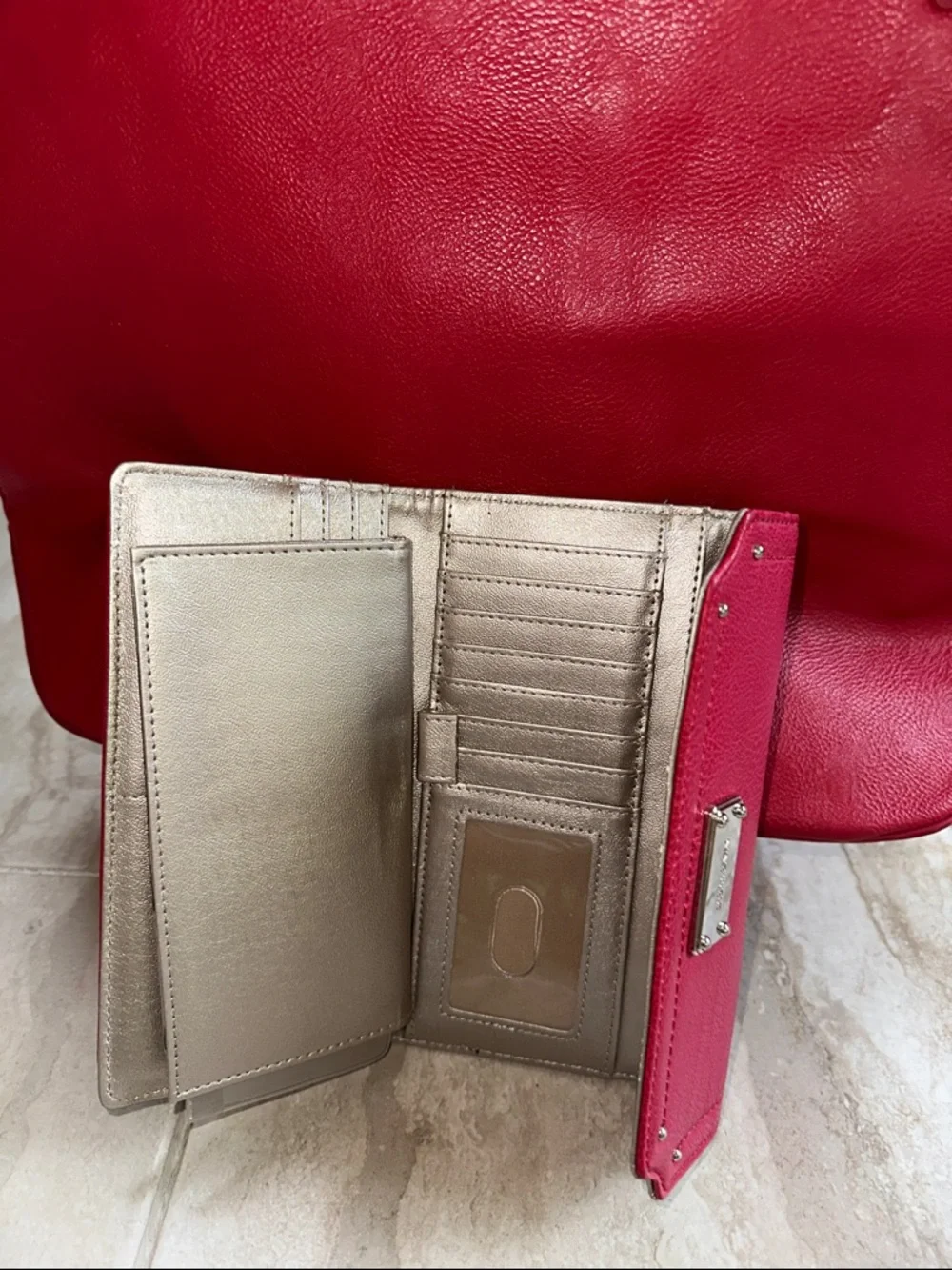 Nine West Red Faux Leather Tote Bag with Wallet - Picture 4 of 4